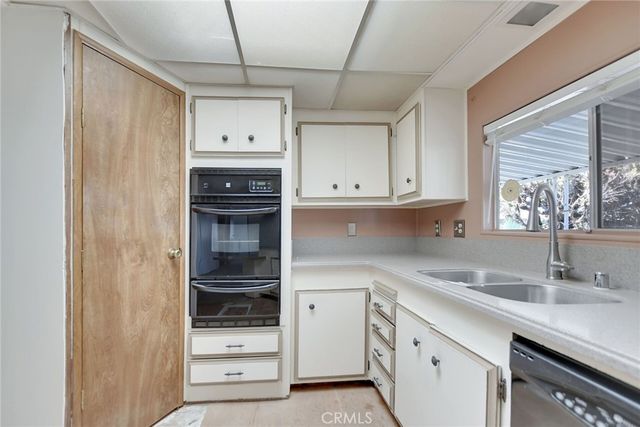 650 Seville Drive, Hemet, CA 92543