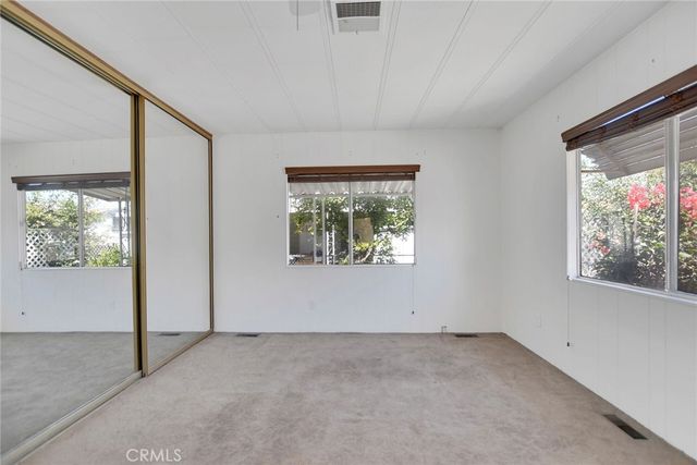 650 Seville Drive, Hemet, CA 92543