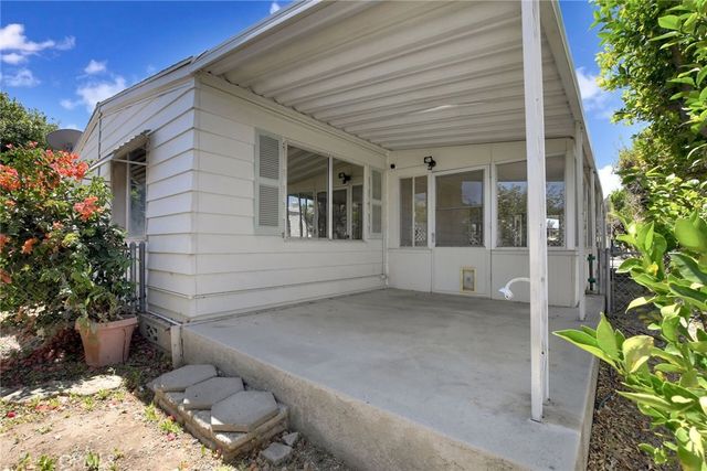 650 Seville Drive, Hemet, CA 92543