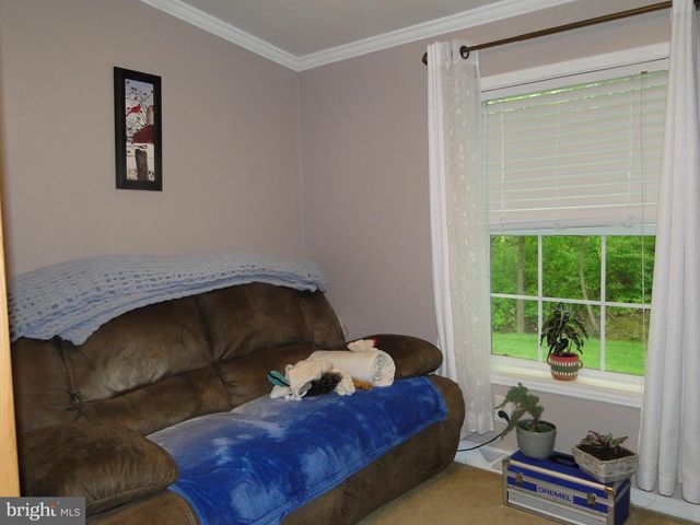 16 SKYVIEW DR, Quakertown, PA 18951