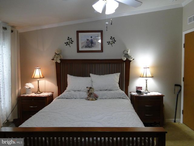 16 SKYVIEW DR, Quakertown, PA 18951