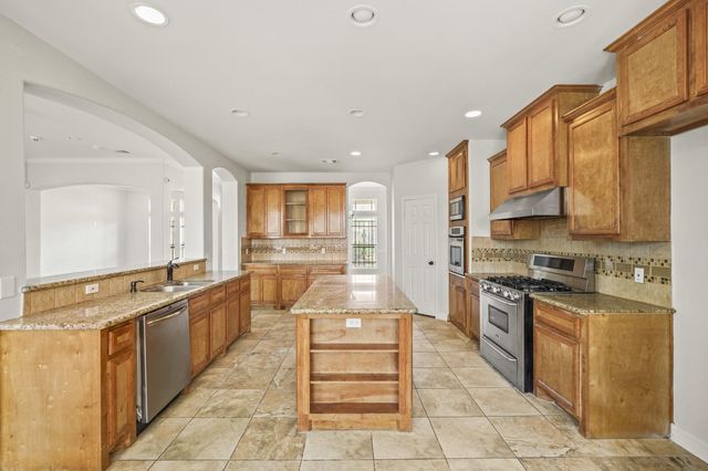 7034 Sherwood Drive, Houston, TX 77021