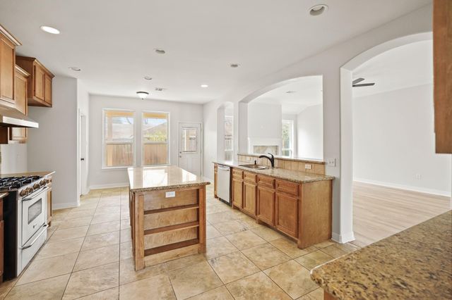 7034 Sherwood Drive, Houston, TX 77021