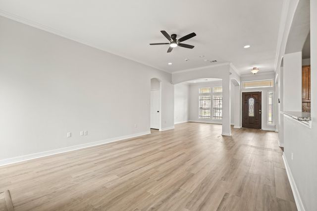 7034 Sherwood Drive, Houston, TX 77021