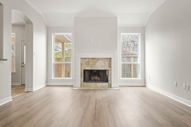 7034 Sherwood Drive, Houston, TX 77021