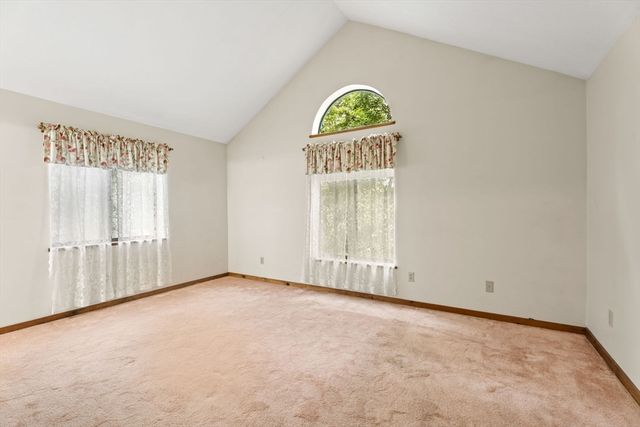 13 Eaton Ct 13, Haverhill, MA 01832