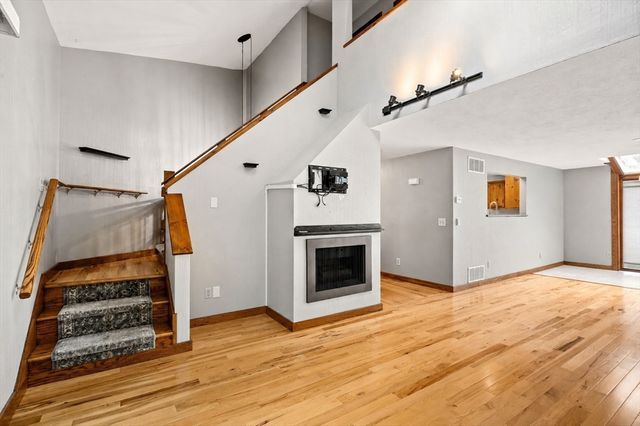 13 Eaton Ct 13, Haverhill, MA 01832