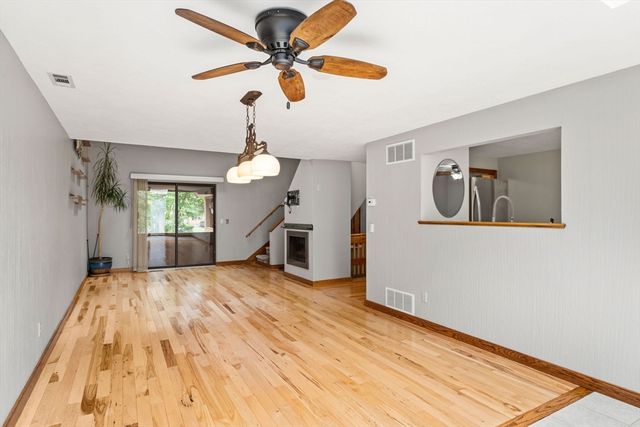 13 Eaton Ct 13, Haverhill, MA 01832