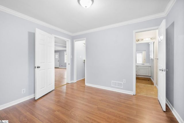 119 Sutton Drive, Taylors, SC 29687