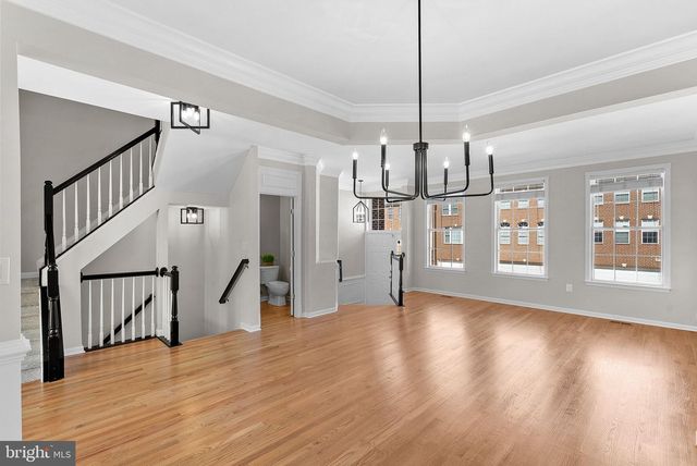 43073 SHADOW TER, Leesburg, VA 20176