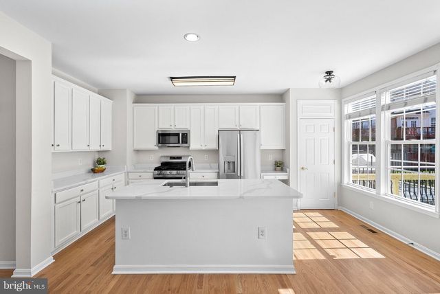 43073 SHADOW TER, Leesburg, VA 20176