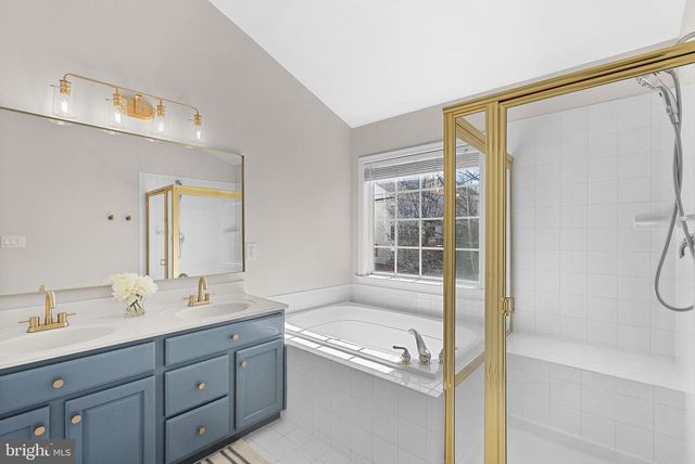 43073 SHADOW TER, Leesburg, VA 20176