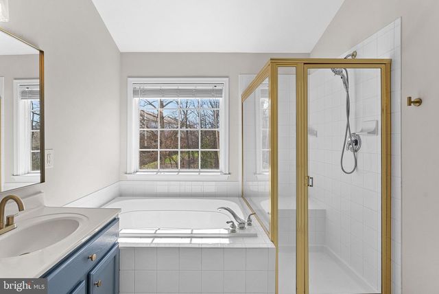 43073 SHADOW TER, Leesburg, VA 20176