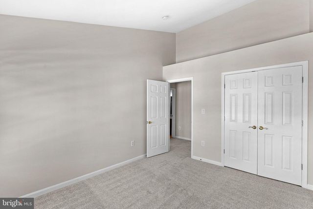 43073 SHADOW TER, Leesburg, VA 20176