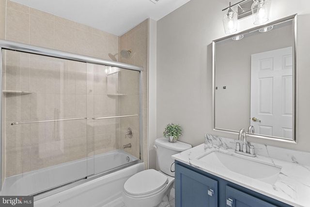 43073 SHADOW TER, Leesburg, VA 20176