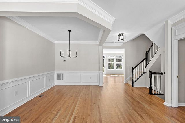 43073 SHADOW TER, Leesburg, VA 20176