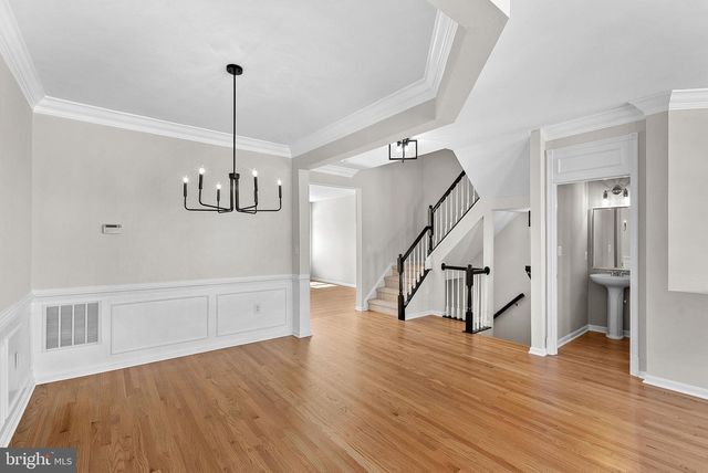 43073 SHADOW TER, Leesburg, VA 20176