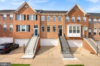 43073 SHADOW TER, Leesburg, VA 20176