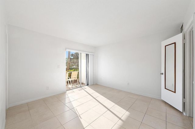 2929 SE Ocean Boulevard 103-2, Stuart, FL 34996