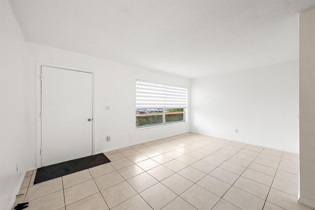 2929 SE Ocean Boulevard 103-2, Stuart, FL 34996