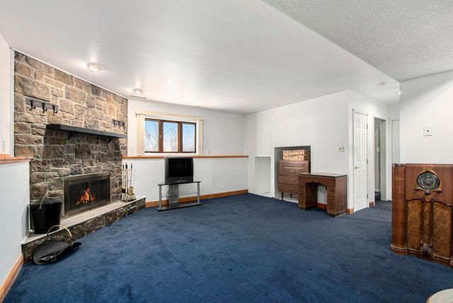 1510 W 94th Court, Crown Point, IN 46307