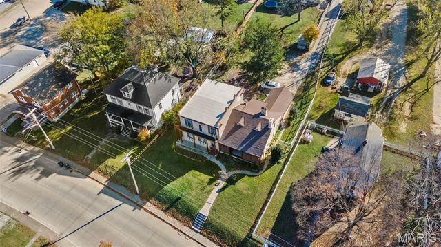 221 W Saint Joseph Street, Perryville, MO 63775