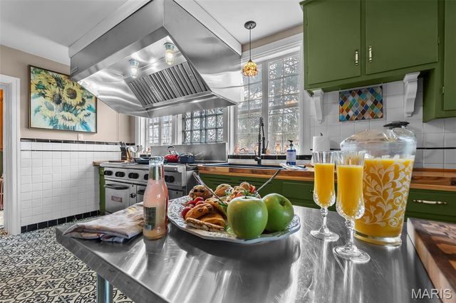 221 W Saint Joseph Street, Perryville, MO 63775