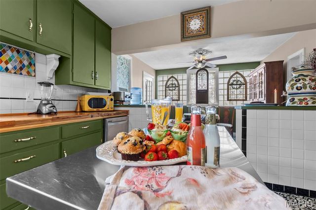 221 W Saint Joseph Street, Perryville, MO 63775