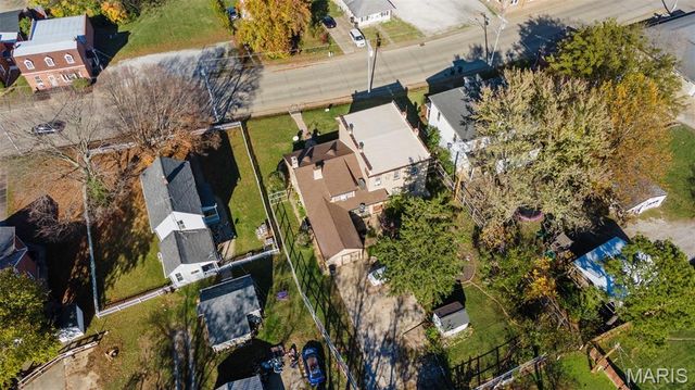 221 W Saint Joseph Street, Perryville, MO 63775