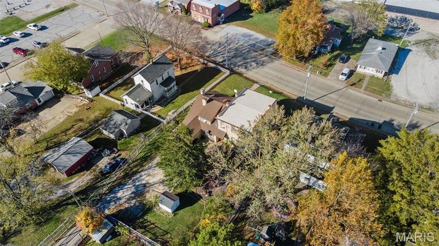 221 W Saint Joseph Street, Perryville, MO 63775