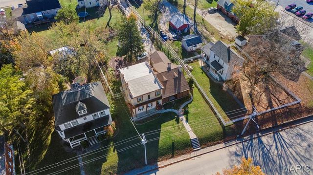 221 W Saint Joseph Street, Perryville, MO 63775