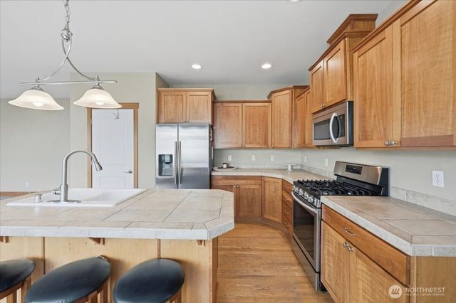 17103 138th Avenue Ct E, Puyallup, WA 98374