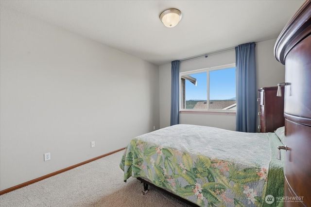 17103 138th Avenue Ct E, Puyallup, WA 98374