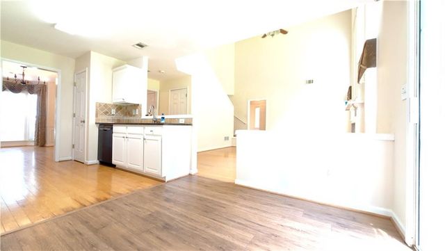 135 Friars Head Drive, Suwanee, GA 30024