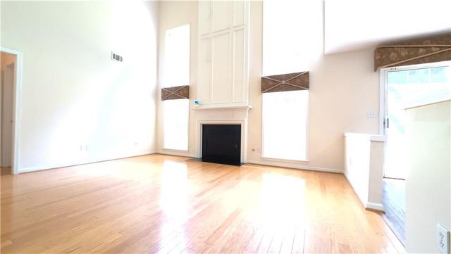 135 Friars Head Drive, Suwanee, GA 30024