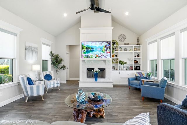 1184 Horizon Trace Drive, Azle, TX 76020