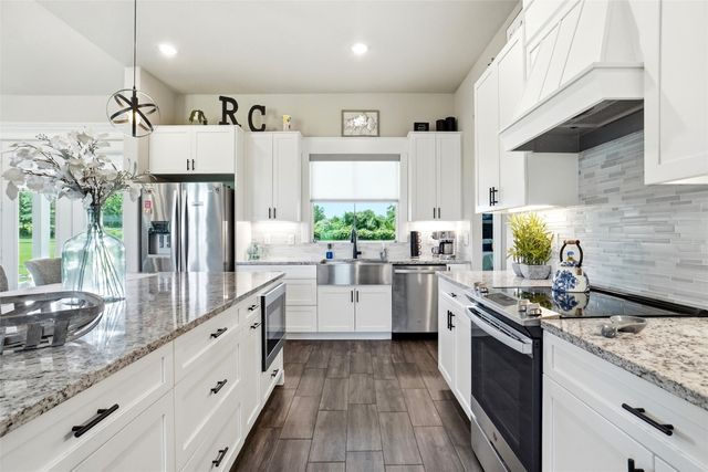 1184 Horizon Trace Drive, Azle, TX 76020