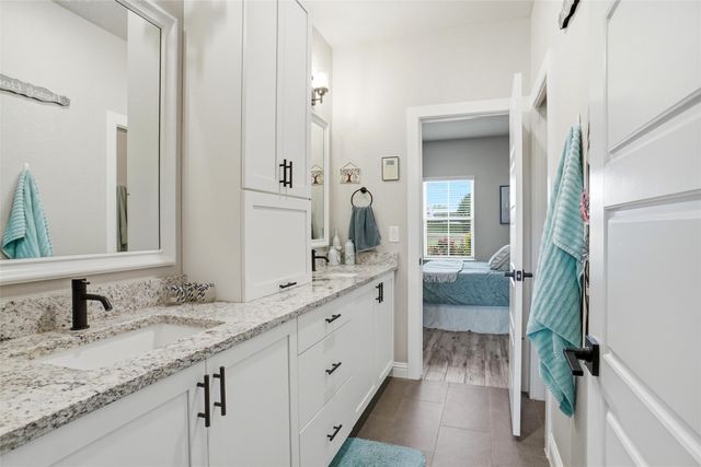 1184 Horizon Trace Drive, Azle, TX 76020