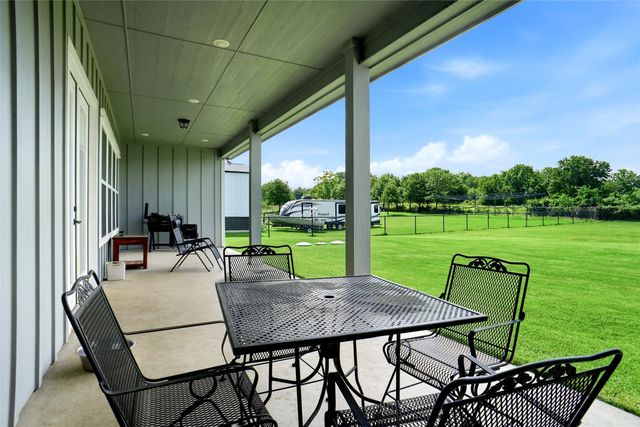 1184 Horizon Trace Drive, Azle, TX 76020