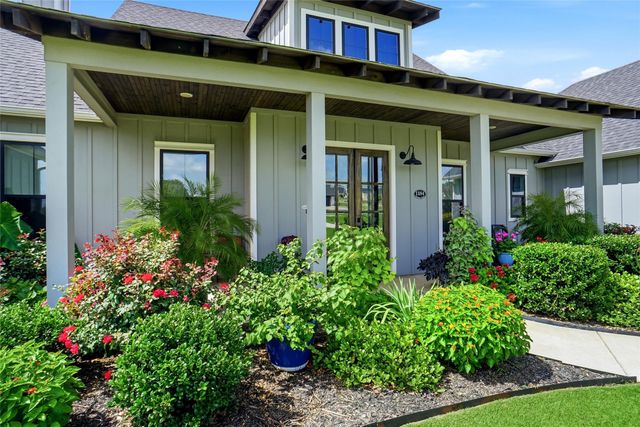 1184 Horizon Trace Drive, Azle, TX 76020