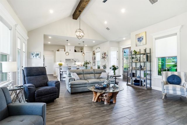 1184 Horizon Trace Drive, Azle, TX 76020