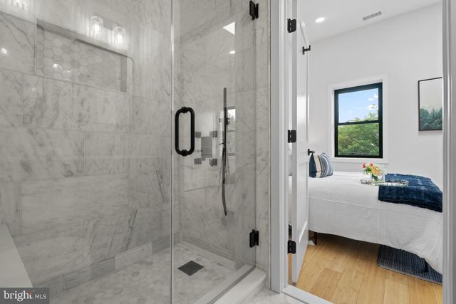 5123 8TH ST NW, Washington, DC 20011