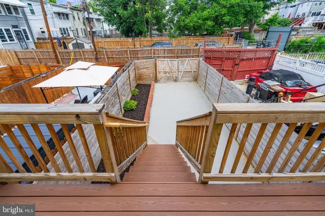 5123 8TH ST NW, Washington, DC 20011