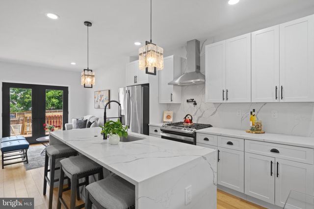 5123 8TH ST NW, Washington, DC 20011