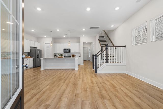 125 Trumpet Vine Drive, Summerville, SC 29483