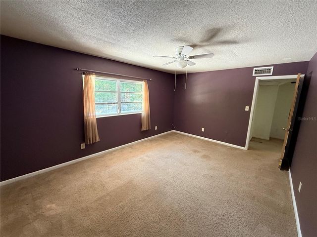 816 NW 14TH AVE., Gainesville, FL 32601