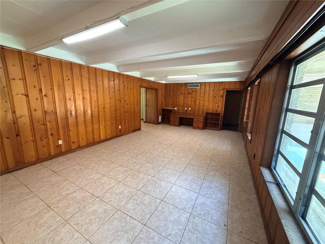 816 NW 14TH AVE., Gainesville, FL 32601