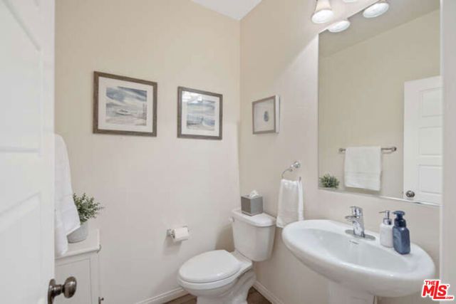 2464 Blossom Ridge Court 2, Simi Valley, CA 93063
