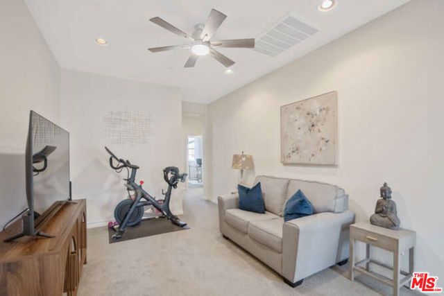 2464 Blossom Ridge Court 2, Simi Valley, CA 93063