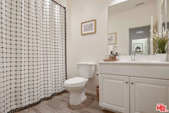2464 Blossom Ridge Court 2, Simi Valley, CA 93063